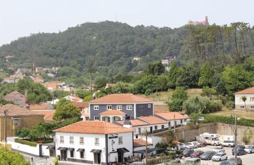 Sintra Bed & Breakfast | HappySintra GuestHouse