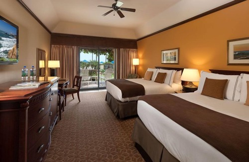 Santa Barbara Beach Hotel | Harbor View Inn