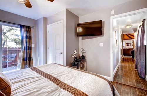 Yosemite Forks House | Harmony Hilltop Hideaway
