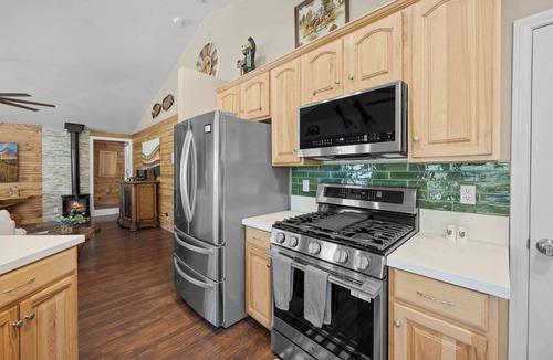 Big Bear Lake House | Harmony Pines Spa Game Garage