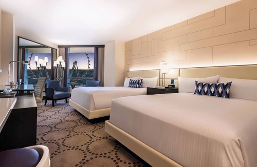Las Vegas Strip Resort | Harrah’s Las Vegas – A Caesars Rewards Destination