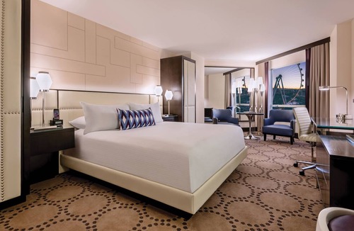 Las Vegas Strip Resort | Harrah’s Las Vegas – A Caesars Rewards Destination