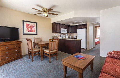 Lake Havasu City House | Havasu Dunes Resort - Unforgettable Fun and Convenience at Lake Havasu!