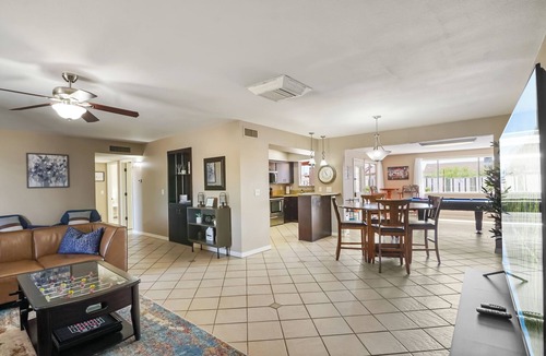 Lake Havasu City House | Havasu Hot Spot w/Heated Pool, Game Room, Plenty of Parking & King Beds.
