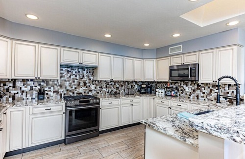 Lake Havasu City House | Havasu Viejo - Pool, Spa, Game Room, Fire Pit