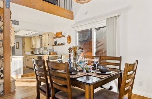 Evergreen Estates Cabin | Heart of Big Bear | HotTub | Pet Friendly | WIFI