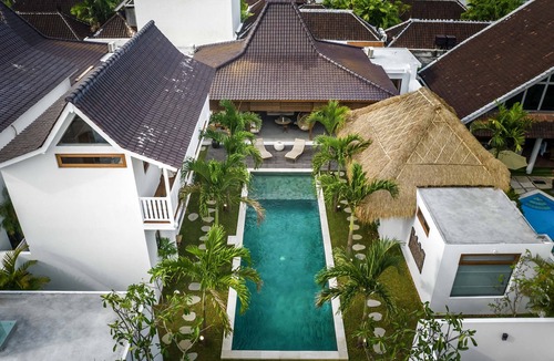 Seminyak Villa | Heaven 5 BR Pool Villa Seminyak near the beach