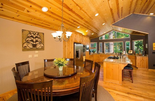 South Lake Tahoe House | Heavenly, AC, Indoor Pool, Home Theater - HRP #085