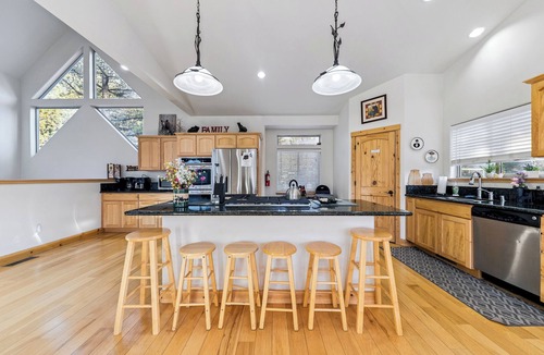 South Lake Tahoe House | Heavenly South Lake Tahoe lakeview Retreat mv13