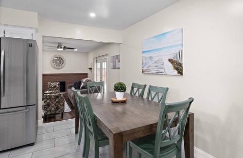 Fresno House | Hidden Gem Upgraded 4/2 in NW Fresno w RV Parking