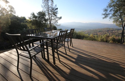 Oakhurst House | High End A-Frame - Hot Tub - Awesome Views - Yosemite - Electric Vehicle Friendly - Sleeps 10