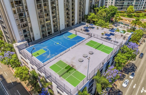 Cortez Hill Apartment | High-Rise Luxury Retreat by Luxera Pickleball City Views Parking Gaslamp