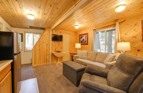 Arnold House | Hike, Ski & Sip: Arnold Cabin 4 Mi to State Park!