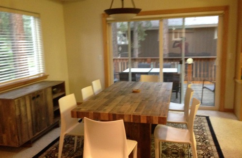 Montgomery Estates House | Hikers Delight And Mountain Fun For You and Your Family!
