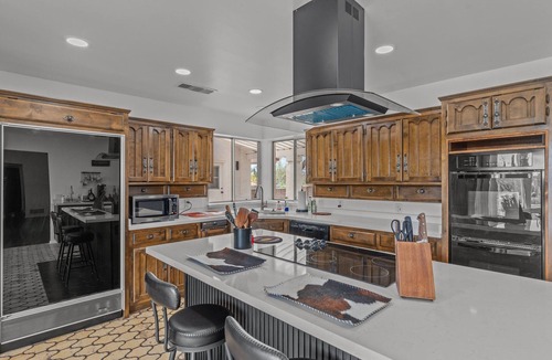 Wickenburg House | Hillside Oasis private estate , Golf course VIEW