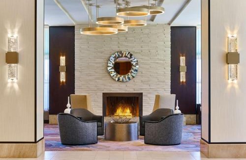 Downtown Hotel | Hilton Los Angeles North-Glendale & Executive Meeting Center