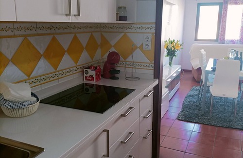 Vila Nova de Foz Coa House | Holiday Home 'Valley T2 Duplex' with Mountain View, Wi-Fi and Air Conditioning