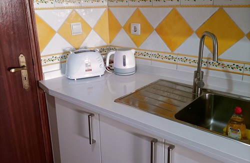 Vila Nova de Foz Coa House | Holiday Home 'Valley T2 Duplex' with Mountain View, Wi-Fi and Air Conditioning