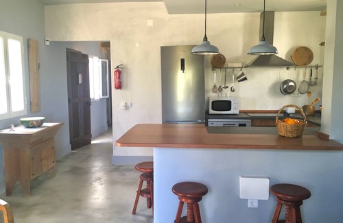 Tavira House | Holiday Home 'Charming Country House' with Private Terrace, Private Garden and Wi-Fi