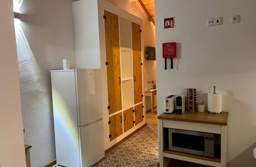 Baiona House | Holiday Home 'Casa Do Camarada' with Mountain View, Shared Terrace and Wi-Fi
