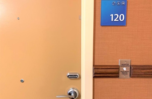 Herndon Hotel | Holiday Inn Express Fresno Northwest - Herndon by IHG