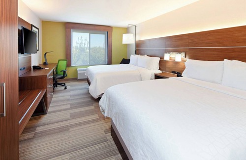 Clovis Hotel | Holiday Inn Express & Suites Clovis-Fresno Area by IHG