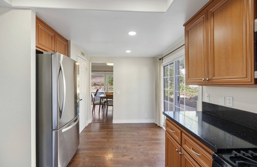 Thousand Oaks House | Home Away From Home