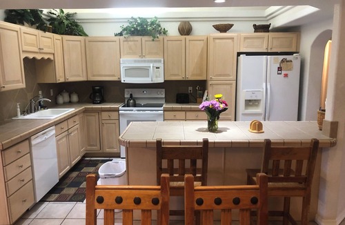 Lake Havasu City House | HOME SWEET HOME! PRIVATE POOL, PATIO & TIKI BAR WITH BEAUTIFUL LANDSCAPING