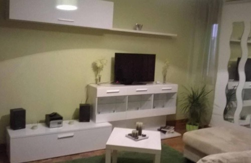 Seia Apartment | Homerez - Apartment in Seia with parking.