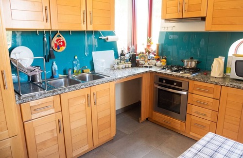 Maceira Apartment | Homerez - Spacious House in Seia, mountain view