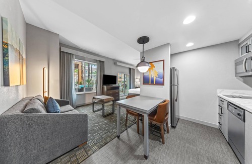 La Quinta Hotel | Homewood Suites by Hilton La Quinta
