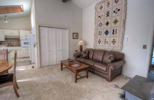 Incline Village House | Hot Tub | Deck | BBQ | High-Speed WiFi
