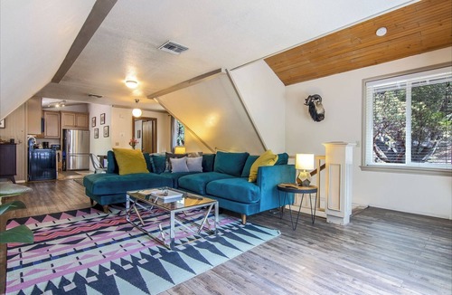 Pine Cove House | Hot Tub Hideaway