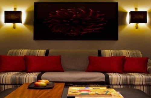 Oliveira De Azemeis Hotel | Hotel Dighton