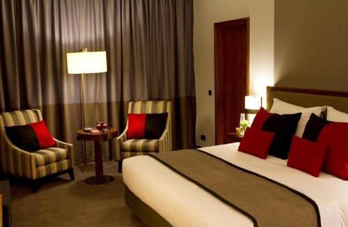 Oliveira De Azemeis Hotel | Hotel Dighton