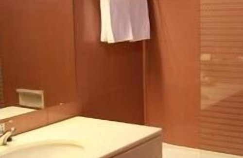 Oliveira De Azemeis Hotel | Hotel Dighton