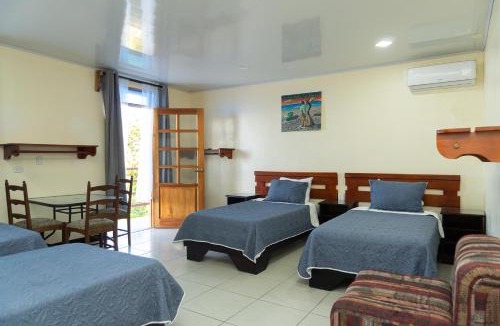 Santa Lucia Hotel | Hotel la Cueva Limon