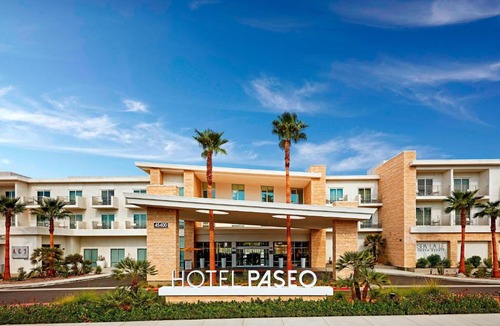 Palm Desert Hotel | HOTEL PASEO, Autograph Collection