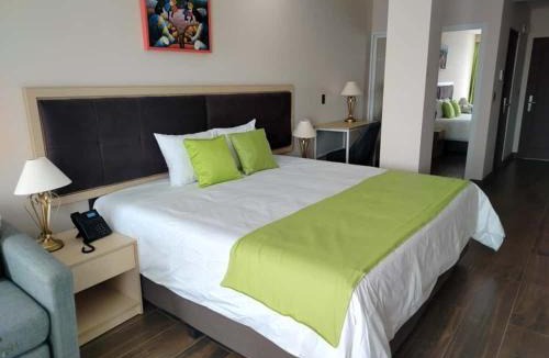 Limon Hotel | Hotel Puerto Limón CR