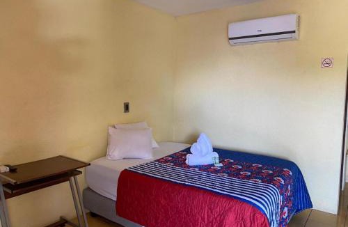 Liberia Bed & Breakfast | Hotel Real Alaska