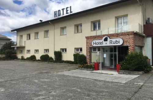 Viseu Bed & Breakfast | Hotel Rubi