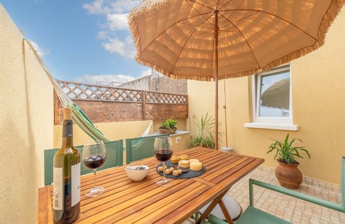 Montemor-o-Novo House | House Gallery in the Heart of the City
