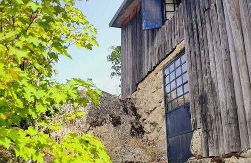 Covilha House | HOUSE WITH PRIVATE NATURAL POOL PET FRIENDLY 7 KM COVILHÃ 3 KM PENHAS SAUDE