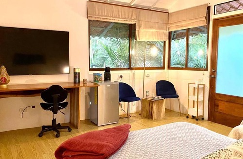 Coco Apartment | Howler Villa - Cozy Studio in Coco Beach