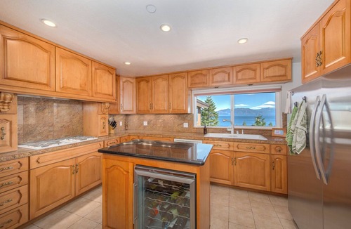 Meeks Bay House | Huge Home with Stunning Lake Views Ideal for family reunions & special occasions