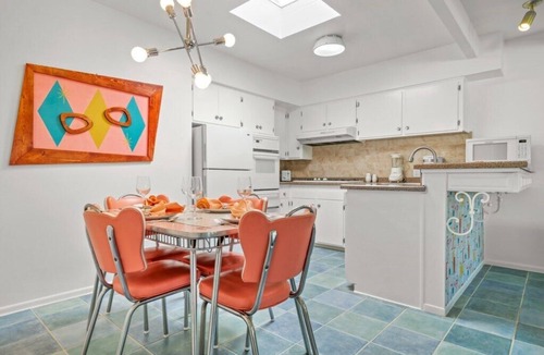 Sunrise Vista Chino Condo | Iconic Swiss Miss Near Downtown PS