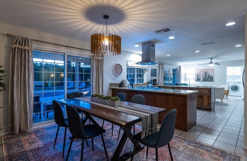 Palm Desert House | Idyllic setting just a 5-minute walk to El Paseo!
