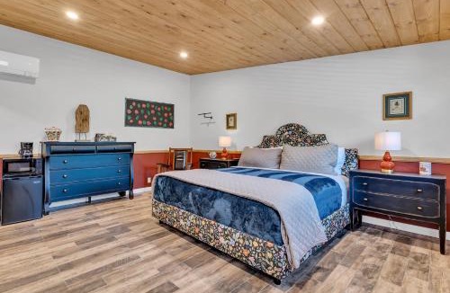 Idyllwild Hotel | Idyllwild Inn and Strawberry Creek Inn
