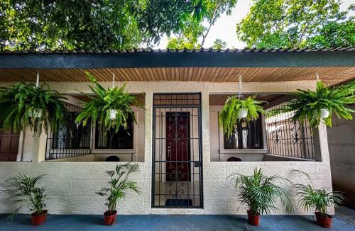 Puerto Viejo de Talamanca Cabin | Iguana Villas