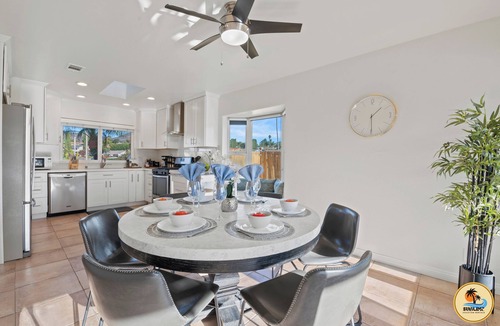 San Carlos House | Inviting Home w/Mountain Views + Pool/Spa